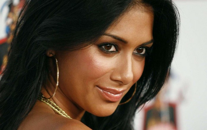 Nicole Scherzinger close up portrait