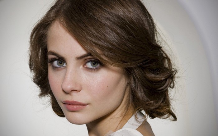 Willa Holland portrait photography close up