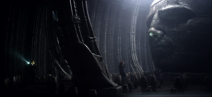 Prometheus: Engineers' chamber with giant head statue