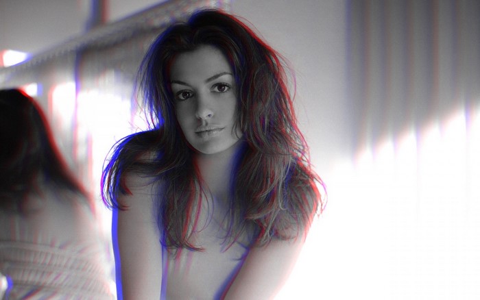Anne Hathaway in anaglyph 3D photo shoot