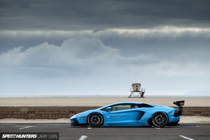 Blue Liberty Walk Lamborghini Aventador on Beach