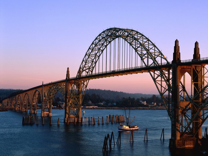 Yaquina Bay Bridge at sunset, Oregon