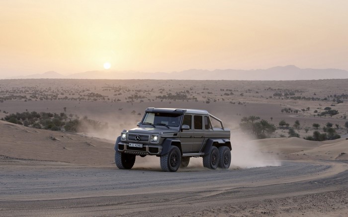 Mercedes-Benz G63 AMG 6x6 driving in desert