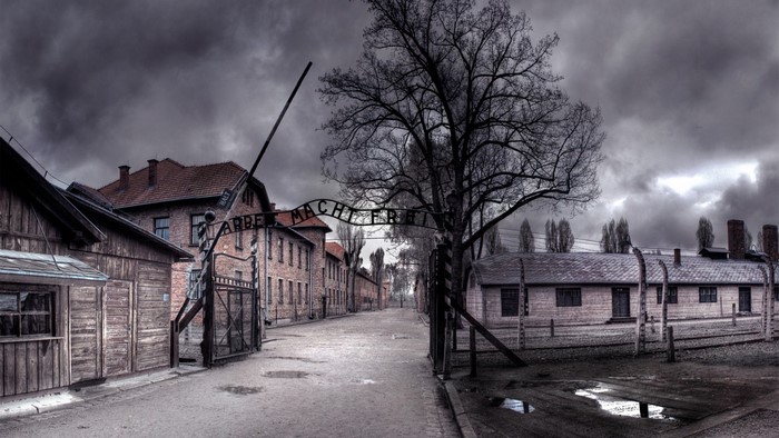 Auschwitz gate with "Arbeit Macht Frei" inscription