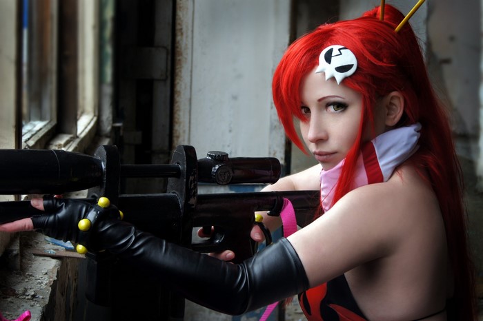 Yoko Littner from Tengen Toppa Gurren Lagann with a rifle
