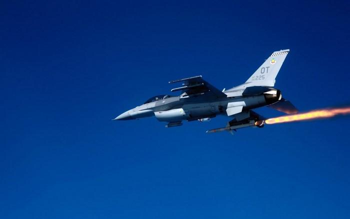 F-16 Fighting Falcon jet fighter firing missile