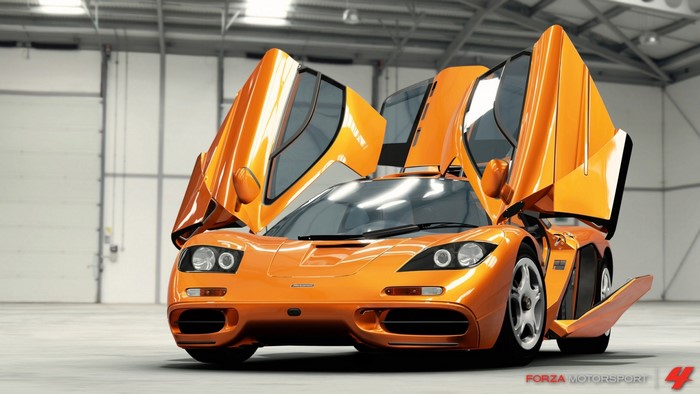 Orange McLaren F1 with Doors Open in Forza Motorsport 4