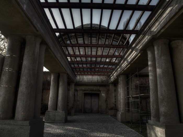 Abandoned building with columns and dome