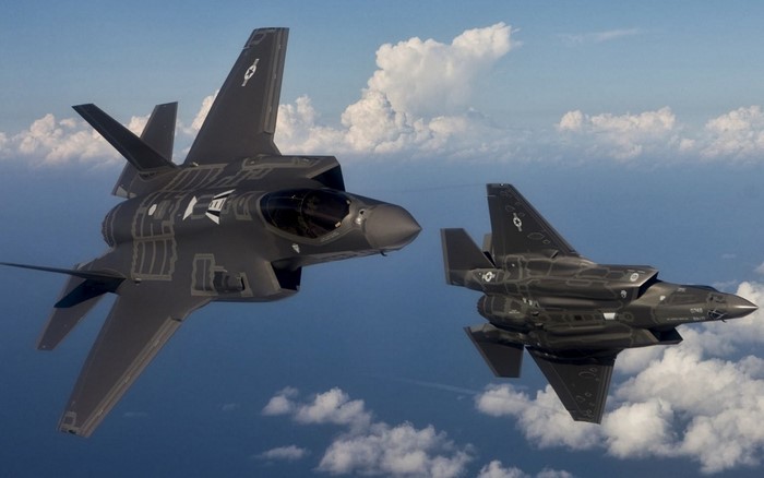 Lockheed Martin F-35 Lightning II in Flight