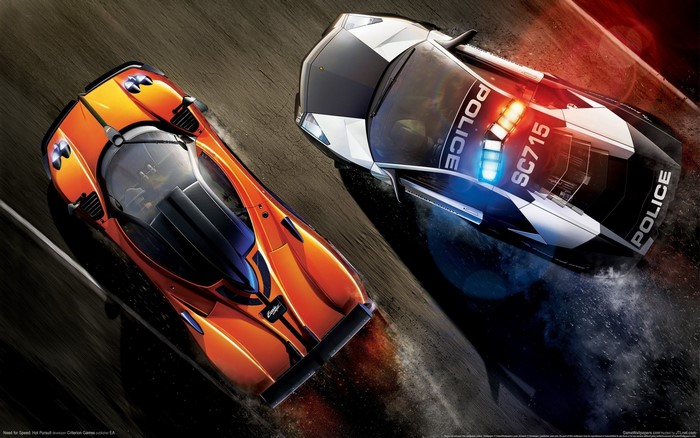 Pagani Zonda Cinque and Lamborghini Aventador Police Car in Need for Speed