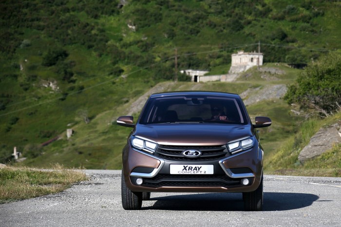 Lada XRAY Concept 2 car on a mountain road