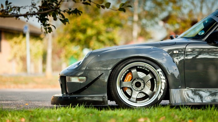 Modified Porsche 911 GT2 Widebody