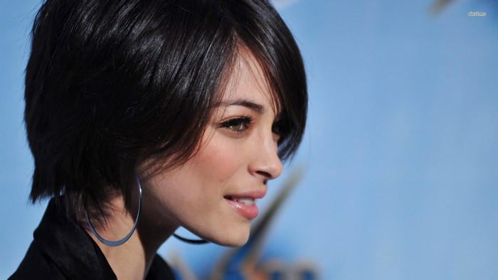Kristin Kreuk close up portrait