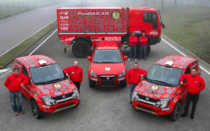 Fiat Panda Dakar rally vehicles and crew