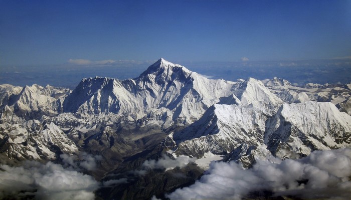 Mount Everest and surrounding Himalayan mountain range