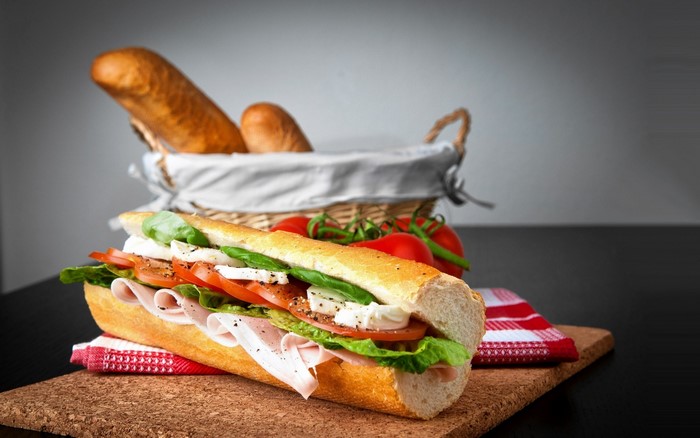 Fresh Turkey and Mozzarella Sandwich with Tomatoes