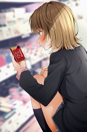 Isshiki Iroha from Yahari Ore no Seishun Love Comedy wa Machigatteiru holding a condom box