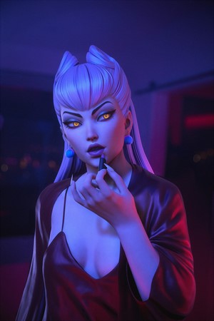 KDA Evelynn applying lipstick