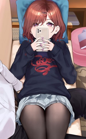 Madoka Higuchi from The Idolmaster: Shiny Colors holding a smartphone