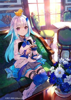 Lize Helesta from Nijisanji with a duck on her head