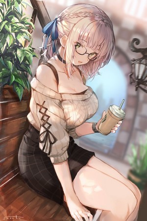 Shirogane Noel from Hololive holding a drink