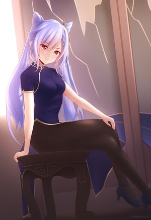 Keqing from Genshin Impact in a Chinese dress