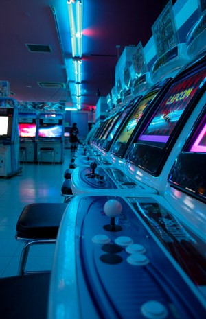 Arcade cabinets with Capcom games in Japan