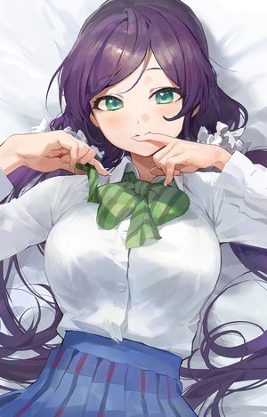 Toujou Nozomi in School Uniform