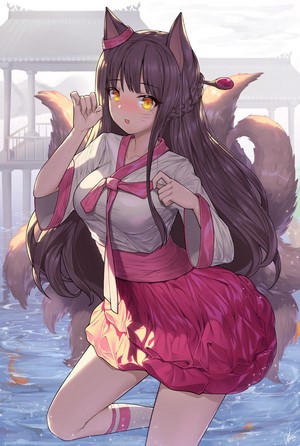 Ahri from League of Legends in traditional Japanese attire
