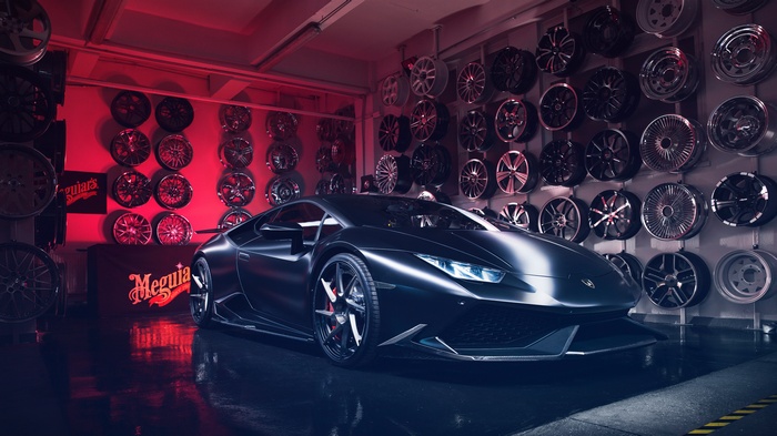 Lamborghini Huracan in a garage with wheels