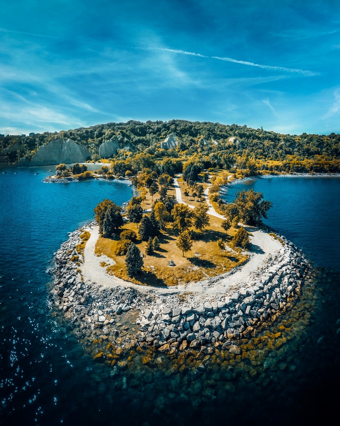 Scarborough Bluffs, Toronto, Canada