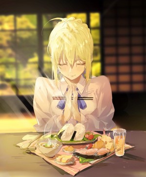 Saber from Fate/Stay Night eating breakfast