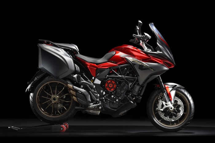 2018 MV Agusta Turismo Veloce 800 Lusso SCS motorcycle