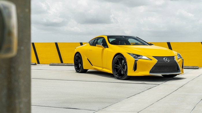 Yellow Lexus LC 500 4K