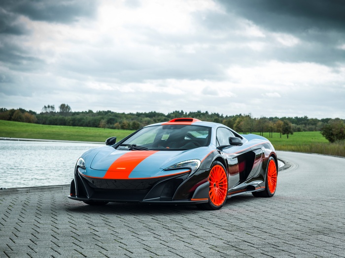 McLaren MSO 675LT Gulf Racing Theme 4K