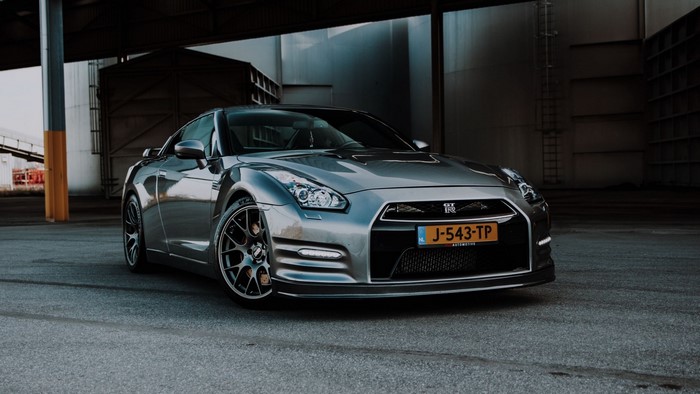 Nissan GT-R