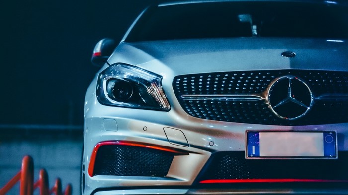Mercedes-Benz car front grille and headlight