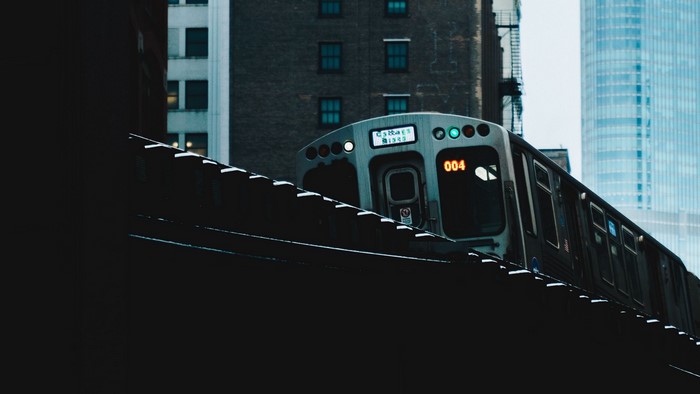 Train number 004 on elevated tracks