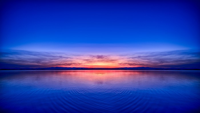 4K Sunset Over Water