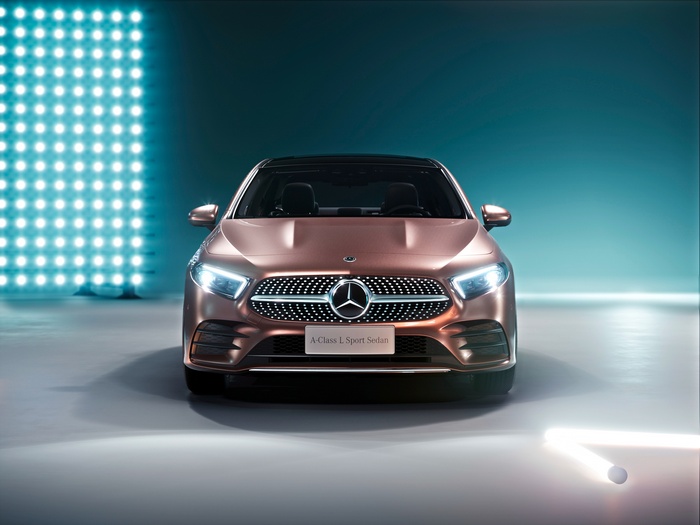 Mercedes-Benz A200 L Sport Sedan