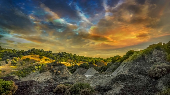 4K Nature Landscape with Dramatic Sky