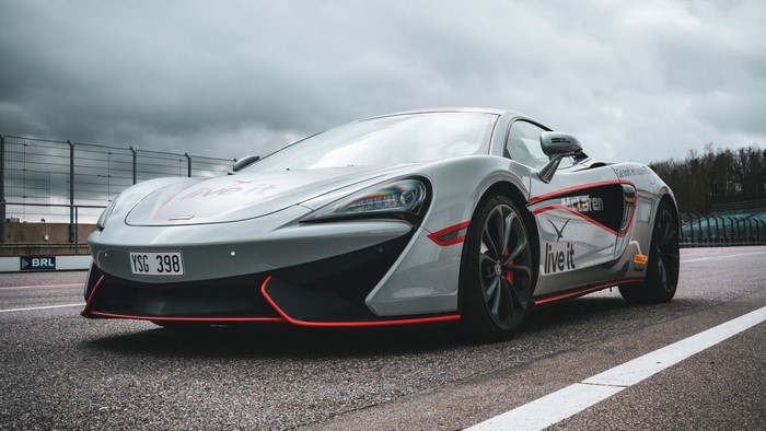McLaren 600LT Spider with 'Live It' livery