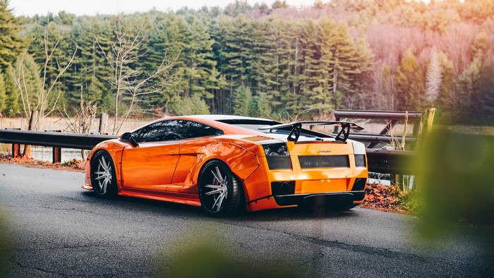 Orange Lamborghini Gallardo with a spoiler