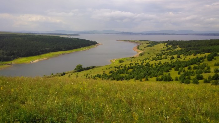 4K Nature Landscape with Lake and Forest