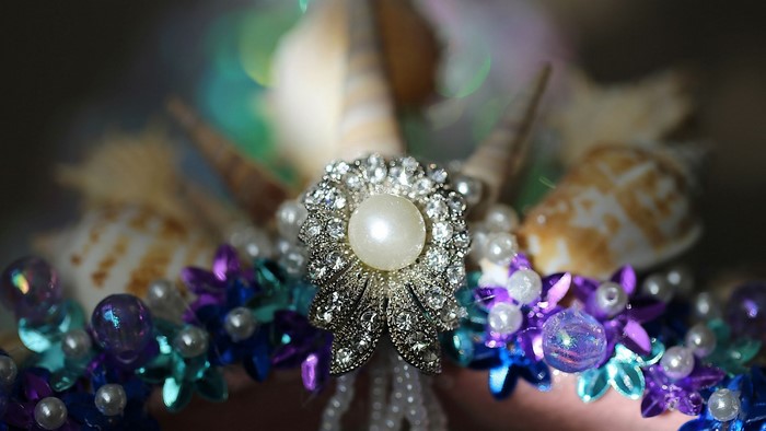 Mermaid Crown with Seashells and Pearls