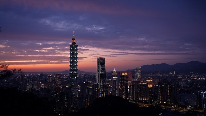 Night cityscape with Taipei 101 skyscraper at dusk