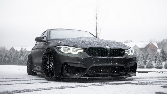 Black BMW F80 in Snow