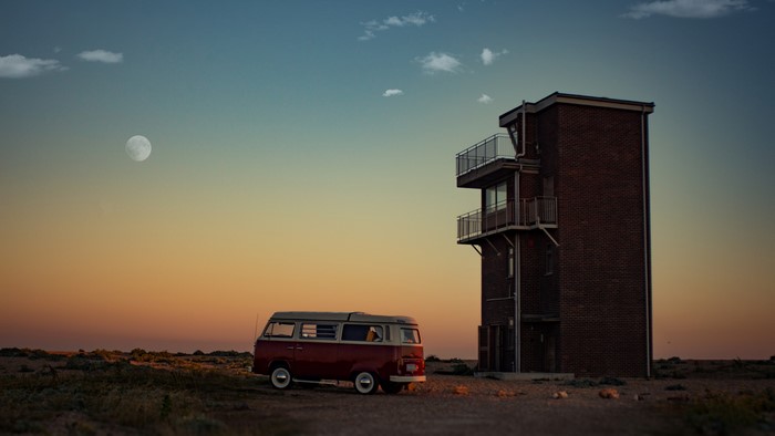 4K Evening Sky With Moon and Van