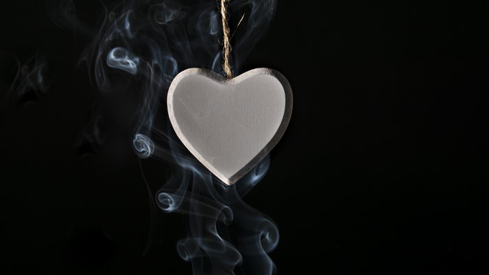 Heart ornament with smoke
