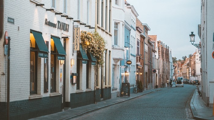 Street with restaurants and buildings